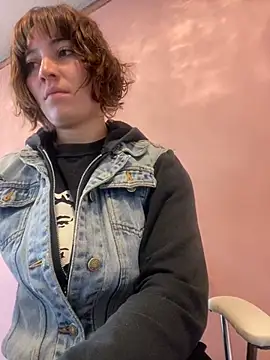 Snapshot of Maggie_Geller chatting on March 17, 2025, 3:18 pm Maggie Geller online show from March 17, 2025, 3:18 pm