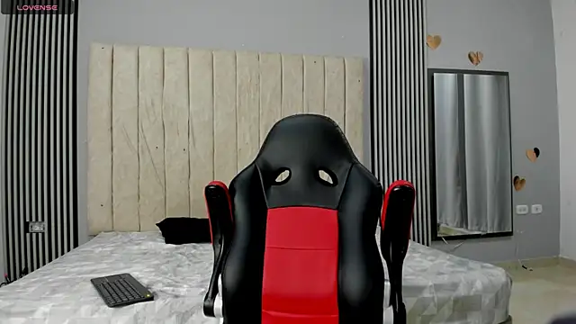 ANDRES STUD online show from February 12, 2026, 4:12 am