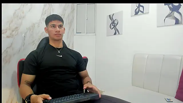 ANDRES STUD online show from October 11, 2025, 4:24 am