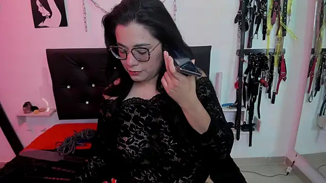 Snapshot of Julieta_Carden_ chatting on April 15, 2026, 7:58 pm Julieta Carden online show from April 15, 2026, 7:58 pm