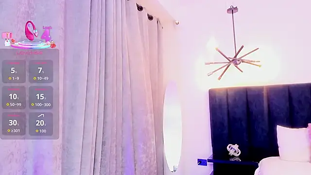 nattashaa7 online show from September 29, 2025, 11:38 am