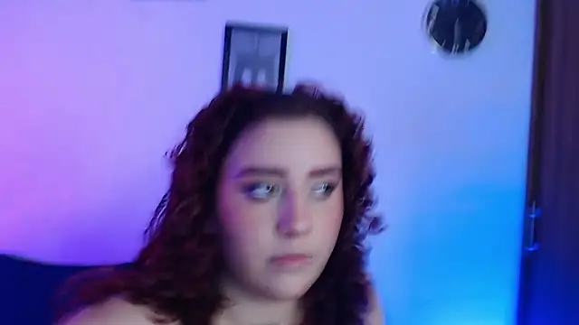 Snapshot of alaia_sweetxxx chatting on March 17, 2026, 10:24 pm alaia sweetxxx online show from March 17, 2026, 10:24 pm