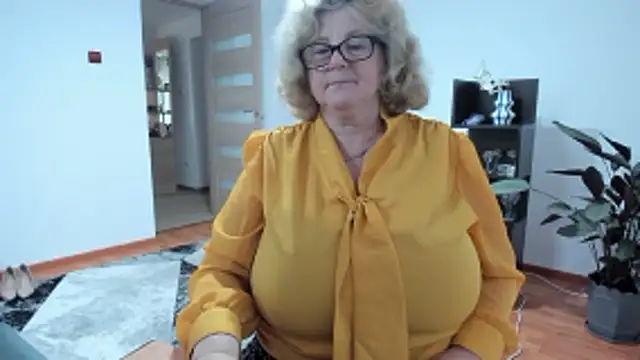 NoraJohnson6 online show from November 26, 2025, 6:24 am