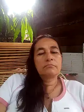 Snapshot of Lady_Mom chatting on February 9, 2025, 8:24 pm Lady Mom online show from February 9, 2025, 8:24 pm
