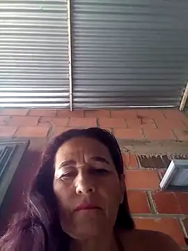 Snapshot of Lady_Mom chatting on February 18, 2025, 2:59 pm Lady Mom online show from February 18, 2025, 2:59 pm