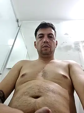 reyarturs13 online show from March 18, 2025, 1:01 pm