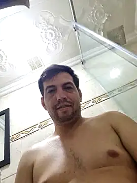 reyarturs13 online show from March 11, 2025, 4:41 am