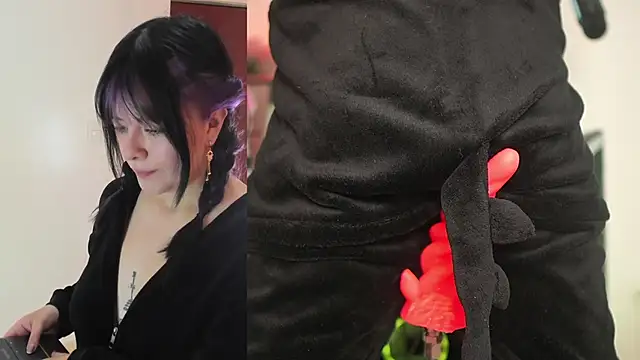 Neekito  online show from December 14, 2025, 7:41 pm