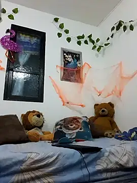 Snapshot of jeans_and_emma chatting on November 2, 2025, 1:32 am jeans and emma online show from November 2, 2025, 1:32 am