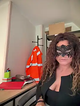 Loveblackzilla online show from March 13, 2026, 1:05 pm