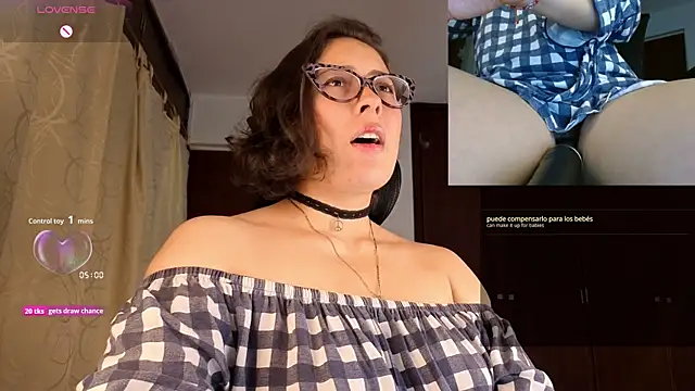 sophia dumont online show from November 26, 2025, 11:05 pm