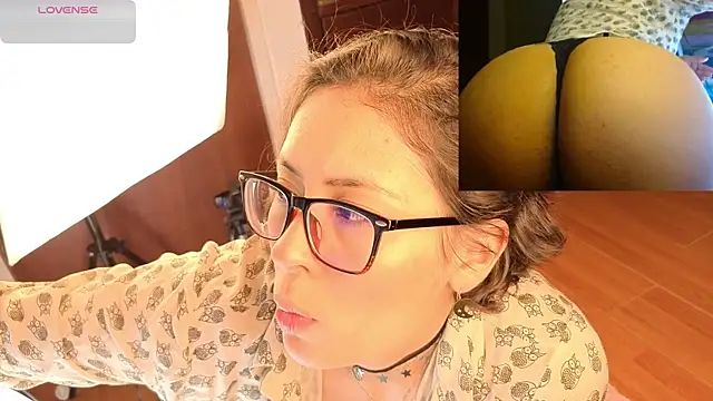 Snapshot of sophia_dumont chatting on September 9, 2025, 11:36 pm sophia dumont online show from September 9, 2025, 11:36 pm