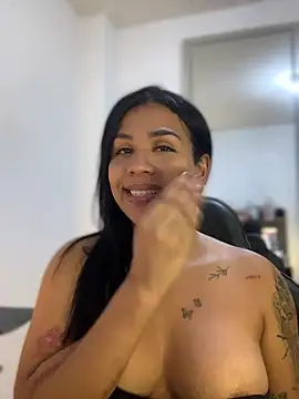 tinalove7 online show from May 28, 2026, 4:09 am