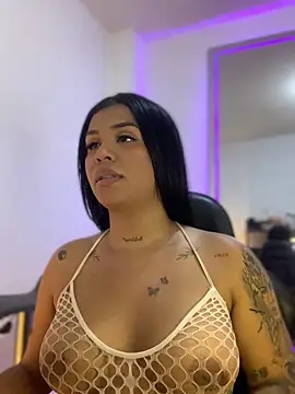 tinalove7 online show from May 22, 2026, 9:57 pm