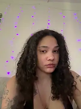 Snapshot of tastylolaaa chatting on June 22, 2026, 1:00 am tastylolaaa online show from June 22, 2026, 1:00 am