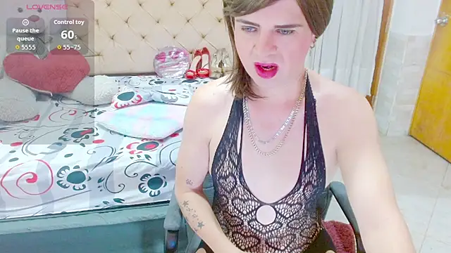 Dolldirtyxxx online show from October 15, 2025, 5:06 am