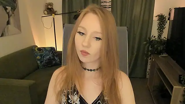 DariaTate online show from July 10, 2026, 3:12 pm