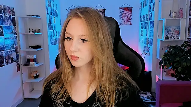 DariaTate online show from February 25, 2026, 12:05 pm