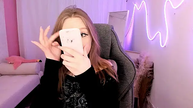 DariaTate online show from March 3, 2026, 12:12 pm