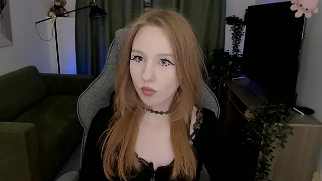 Snapshot of DariaTate chatting on April 29, 2026, 12:53 pm DariaTate online show from April 29, 2026, 12:53 pm
