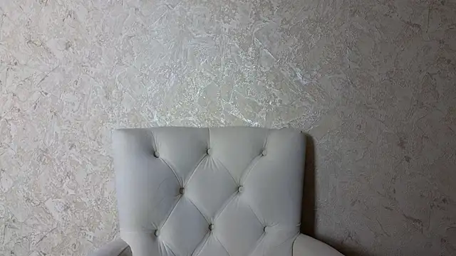 roxy riot  online show from March 19, 2025, 1:32 am