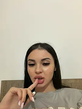 LilaRoses online show from May 21, 2026, 8:28 pm