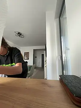 Snapshot of BonyBon29 chatting on October 22, 2025, 6:24 am BonyBon29 online show from October 22, 2025, 6:24 am