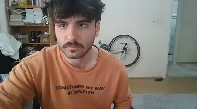 Snapshot of yourgoodboyybvf chatting on February 4, 2025, 10:32 am yourgoodboyybvf online show from February 4, 2025, 10:32 am