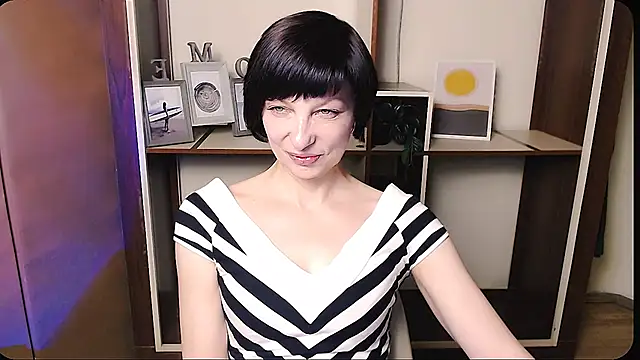  AngeliaFlow  online show from March 24, 2026, 11:32 am