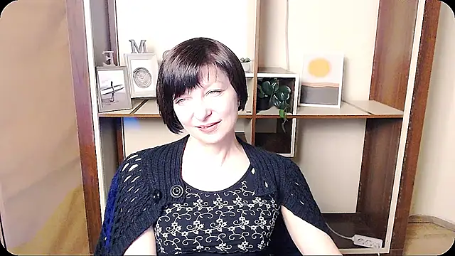  AngeliaFlow  online show from April 8, 2026, 8:27 am