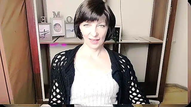  AngeliaFlow  online show from June 12, 2026, 7:17 am