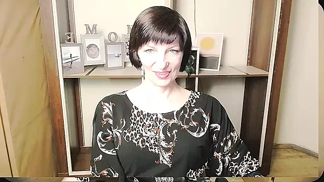  AngeliaFlow  online show from June 7, 2026, 8:30 am