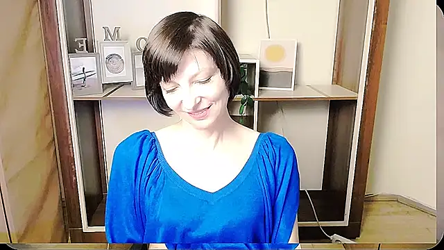  AngeliaFlow  online show from June 16, 2026, 8:47 am
