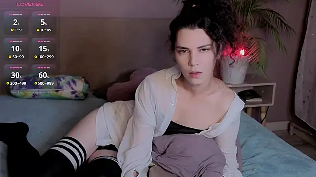 DamienLake online show from October 11, 2025, 8:43 pm