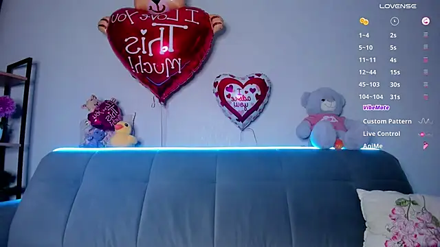 Snapshot of Fia_Mood chatting on February 14, 2025, 4:20 pm Fia Mood online show from February 14, 2025, 4:20 pm