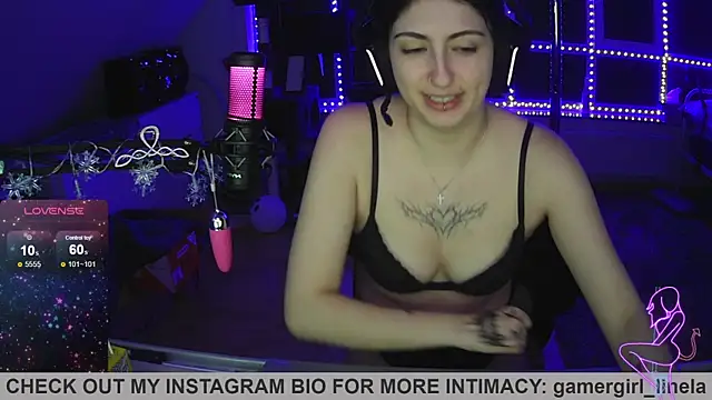 Gamergirl-Linela online show from November 2, 2025, 7:08 pm