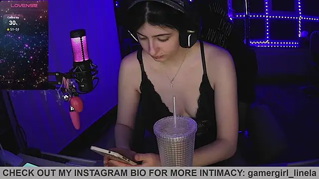 Gamergirl-Linela online show from April 10, 2026, 12:39 am