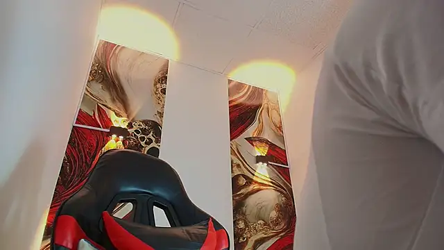 Luke davis01 online show from November 22, 2025, 1:10 pm