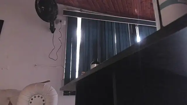 Snapshot of Piia_Angeel1 chatting on February 25, 2025, 7:38 pm Piia Angeel1 online show from February 25, 2025, 7:38 pm