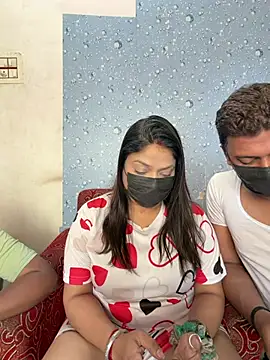 busy kolkata online show from February 10, 2026, 5:06 am