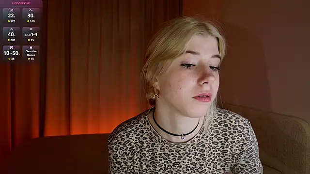 Bella amory online show from May 11, 2026, 1:23 pm