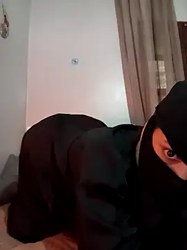 Snapshot of Milan-88 chatting on January 14, 2026, 6:22 pm Milan-88 online show from January 14, 2026, 6:22 pm