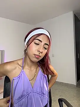 Snapshot of Mirandaa_Rogers chatting on March 10, 2026, 7:07 pm Mirandaa Rogers online show from March 10, 2026, 7:07 pm