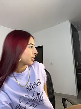 Snapshot of Mirandaa_Rogers chatting on March 19, 2026, 7:14 pm Mirandaa Rogers online show from March 19, 2026, 7:14 pm