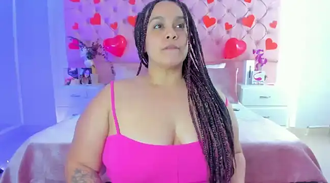 Snapshot of KourtneyEvans chatting on February 19, 2025, 5:16 pm KourtneyEvans online show from February 19, 2025, 5:16 pm