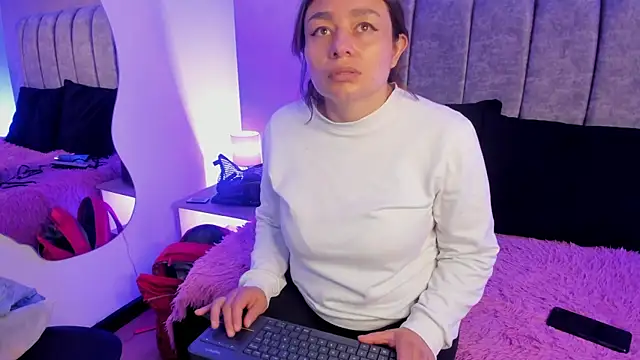 Snapshot of _michonne_ chatting on March 27, 2026, 9:05 pm michonne online show from March 27, 2026, 9:05 pm