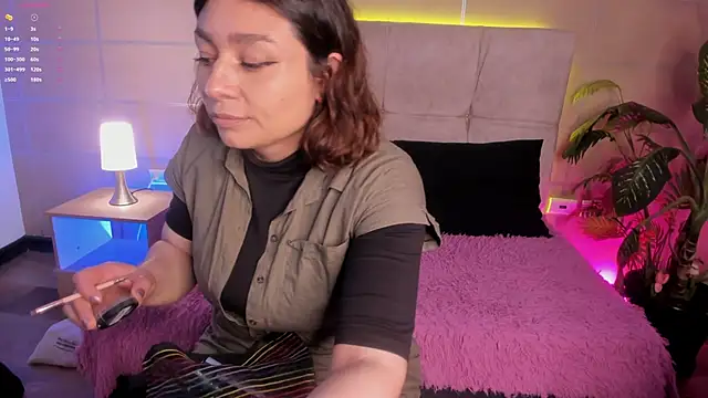 Snapshot of _michonne_ chatting on April 15, 2026, 10:54 pm michonne online show from April 15, 2026, 10:54 pm