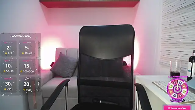 Snapshot of naiara_angels chatting on February 26, 2025, 9:22 am naiara angels online show from February 26, 2025, 9:22 am