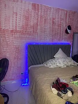 Snapshot of Tana_latin chatting on March 11, 2025, 12:44 am Tana latin online show from March 11, 2025, 12:44 am