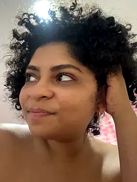 Snapshot of Tana_latin chatting on November 21, 2025, 1:04 am Tana latin online show from November 21, 2025, 1:04 am